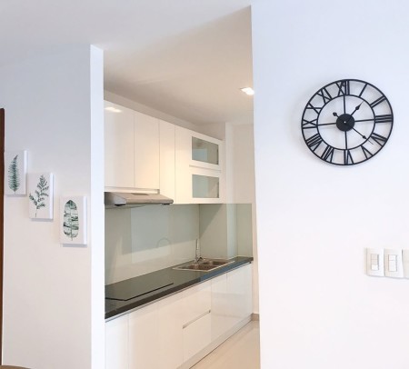 #21 Triệu (Bao phí QL) Cho thuê căn hộ Sky Center Phổ Quang, 2PN/2WC 80m2 full nội thất nhà đẹp y hình. Tel 0906.216.352