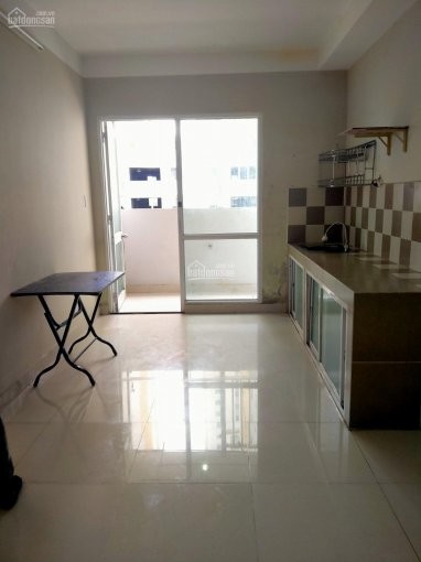 Chủ cho thuê căn hộ rộng 80m2, 2 PN, có ban công, giá 7.5 triệu/tháng, cc Belleza Quận 7