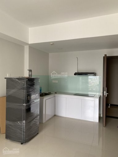 Cần cho thuê căn hộ rộng 57m2, 2 PN, nội thất cơ bản, cc Botanica Premier, giá 12.5 triệu/tháng