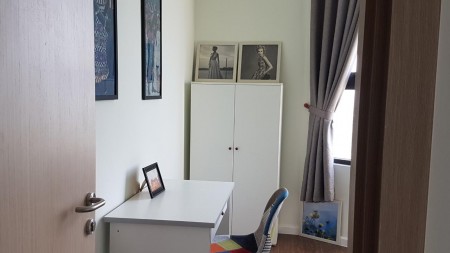 Chính chủ gửi cho thuê nhanh Jamila bếp, rèm, máy lạnh máy nước nóng, view đẹp thoáng mát, LH: 0901188443