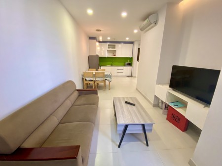 Cho thuê căn hộ 1 phòng ngủ có ngăn phòng giá 13 triệu khu sân bay