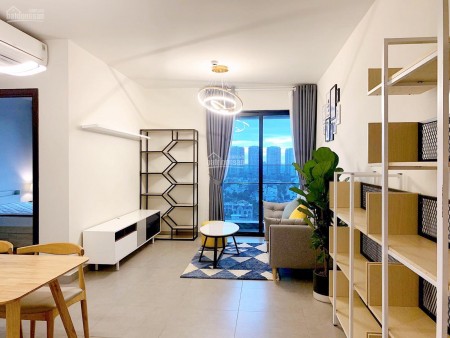 Căn hộ rộng 85m2, tầng cao, có sẵn nội thất, cc Feliz En Vista, giá 16 triệu/tháng