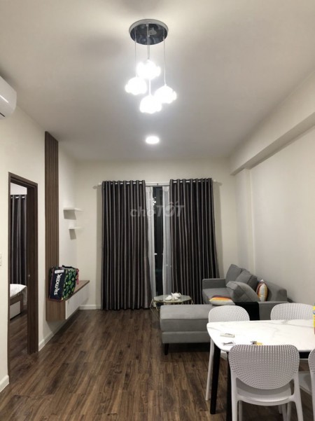 Cho thuê căn hộ 2PN và 2WC siêu đẹp Full nội thất cao cấp, view hồ bơi