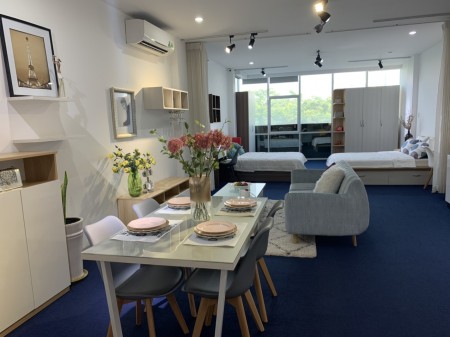 Căn 2PN đẹp nhất dự án full nội thất giá 10tr bao phí tầng cao view hồ bơi lh 0902808669