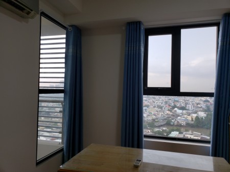 Cho thuê căn hộ 3PN, 2wc, căn góc nhà trống NTCB như 4 máy lạnh, rèm, máy lọc nước.. 0918860304