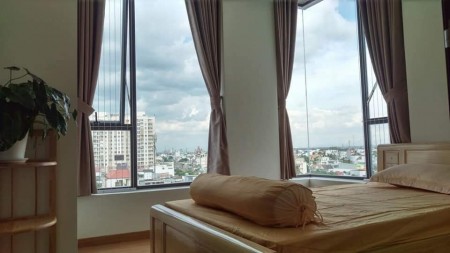 Cho thuê căn hộ Laastoria. Căn góc 2pn 2wc. Đủ NT. Giá TL. Lh trực tiếp tặng 7th net. 0918860304