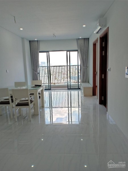 Còn căn hộ D-Vela mới nhận bàn giao rộng 70m2, giá 6 triệu/tháng, kiến trúc đẹp