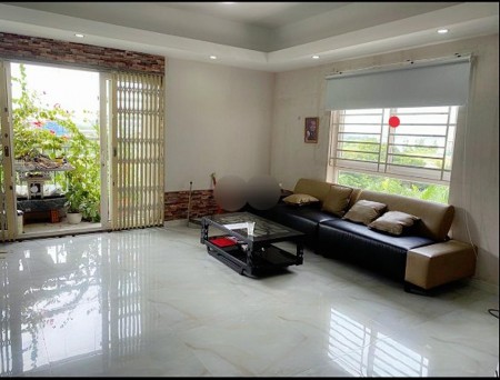 Căn hộ Homyland 2. - 307 Nguyễn Duy Trinh Căn góc 82m2, lầu 4 giá 10 triệu/tháng. 2pn 2wc . có đủ nội thất như hình