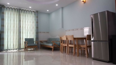 Cho thuê chung cư Thủ Thiêm Sky Dt: 56.8m² , có 2PN, 2wc có Nội thất: