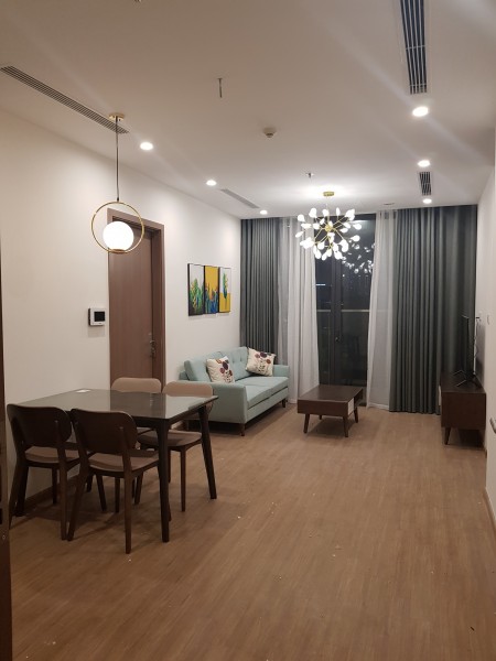 Chính chủ cho thuê căn hộ 2 ngủ sáng tầng 26 tòa S3 Vinhomes Skylake với giá 14tr/th, có suất oto