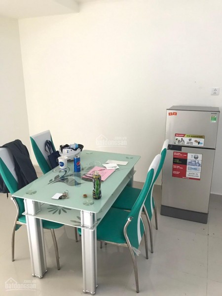 Cần cho thuê căn hộ The Park rộng 52m2, 2 PN, giá 10 triệu/tháng, view thoáng, không che chắn