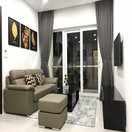 Cần cho thuê căn hộ 2 phòng ngủ, 2 toilet tại đường Lý Thường Kiệt Quận 10