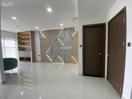 Cho thuê căn hộ Officetel rộng 43m2, 1 PN, có sẵn đồ dùng, giá 12 triệu/tháng, cc Saigon Royal