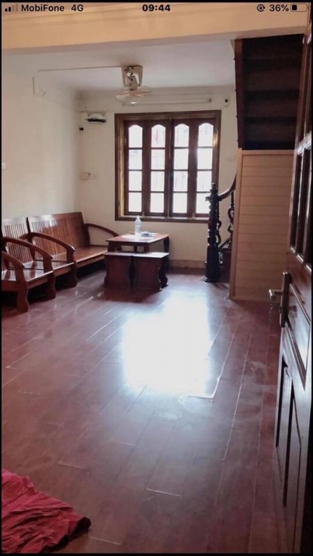 Cho thuê căn hộ tập thể ở mặt phố Quán Sứ, Trần Hưng Đạo, Hoàn Kiếm.