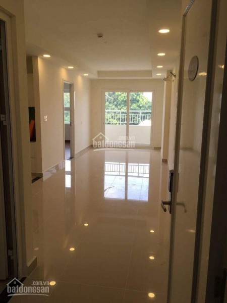 Cho thuê căn hộ chung cư cao cấp 2PN, sạch sẽ, rộng rãi thoáng mát, cửa chính hướng Đông Nam