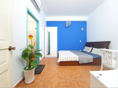 Căn hộ full nội thất mặt tiền Cộng Hòa - hầm xe - thang máy đầy đủ