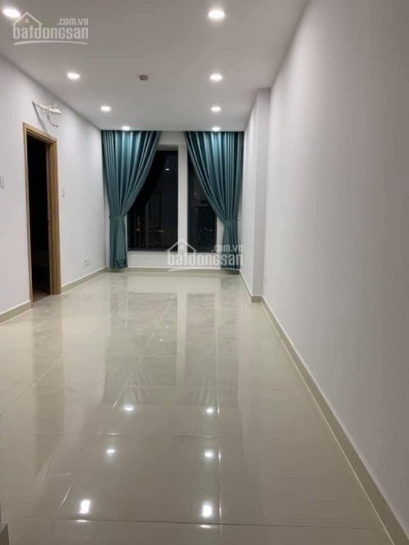 Có căn hộ 2 PN, 1 WC, tầng cao có sẵn đồ, cc La Astoria an ninh, giá 7.5 triệu/tháng, LHCC