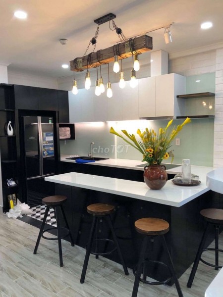 Cho thuê căn hộ chung cư tại Quận 12, Nhà mới, thiết kế đẹp, nội thất cao cấp, vị trí view đẹp