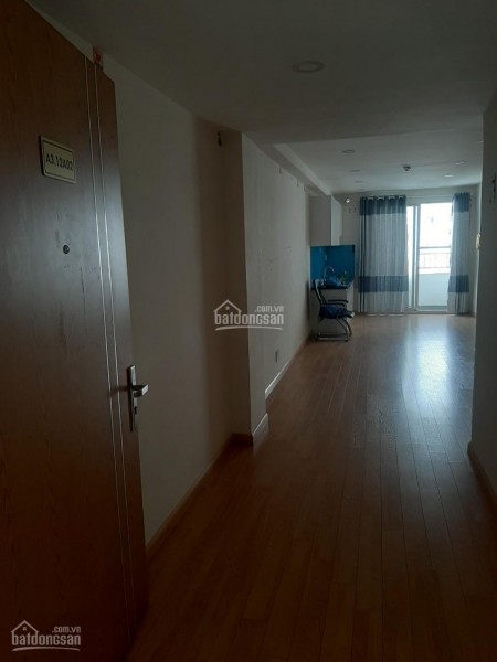 Mình cần cho thuê căn hộ 57m2, 2 PN, 1 WC, cc Starlight Hậu Giang, giá 7.5 triệu/tháng