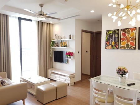 Gía tốt ở ngay cho thuê căn hộ 2PN - DT 68m2 nội thất cao cấp tại Vinhomes Greenbay, LH: 0968714626