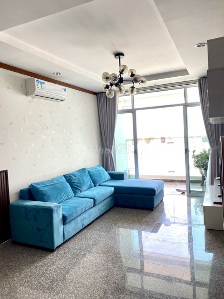 Cho thuê căn hộ tầng cao tại chung cư Hoàng Anh Thanh Bình, 92m2, 2PN, 2WC