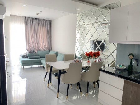 Cho thuê căn hộ 2PN-1WC-full nội thất chung cư Terra Royal quận 3 giá 18triệu bao phí