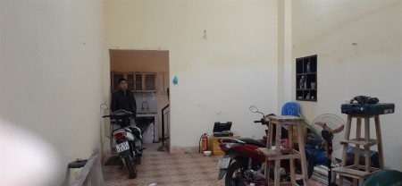 Cho thuê nhà riêng Phố Hoàng Mai, chỉ 6 triệu.