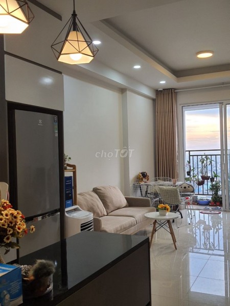 Căn hộ siêu đẹp, 2 phòng ngủ, 54m2 trong chung cư RichStar Tân Phú cho thuê chỉ 10 triệu/tháng
