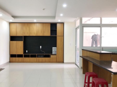 Cho thuê căn hộ 2PN-83m2 Chung cư Hà Đô nhà mới - sàn gỗ giá chỉ 11tr/th full nội thất.LH ngay để xem 0932 192 028-Mai