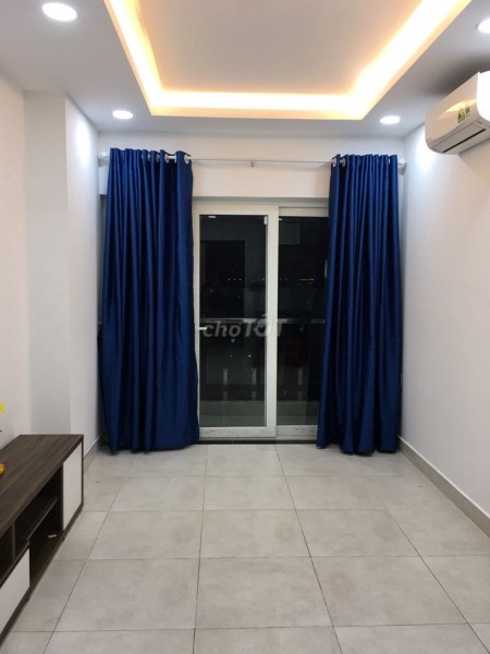 Căn hộ Cộng Hòa Plaza, 90m2, 2PN, 2WC, Nhà mới, đẹp, đã lốt sàn gỗ phòng ngủ