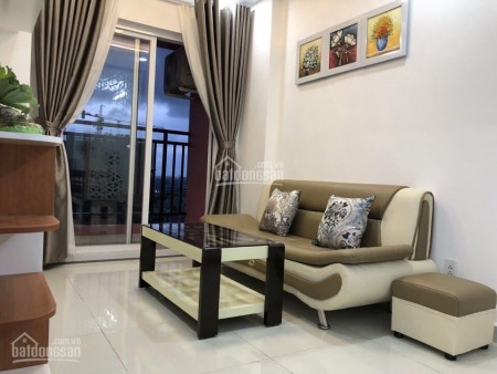 Căn hộ có sẵn đầy đủ tiện nghi rộng 64m2, 2 PN, ban công, cc Trường Chinh, giá 8 triệu/tháng