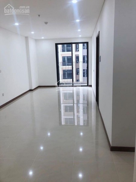 Hado Centrosa có căn hộ 87m2, 2 PN cần cho thuê giá 14 triệu/tháng, tầng cao, view thoáng