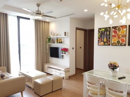 Cho thuê CH 2PN DT 68m2 nội thất cao cấp giá cho thuê rẻ nhất 9,5tr/tháng tại Vinhomes Green Bay