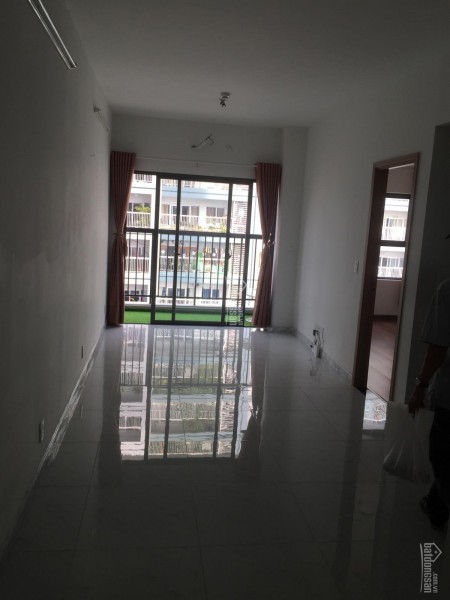 Có căn hộ đang trống 2 PN, dtsd 62m2, kiến trúc đẹp, có sẵn nội thất, cc Sài Gòn Avenue, giá 7 triệu/tháng