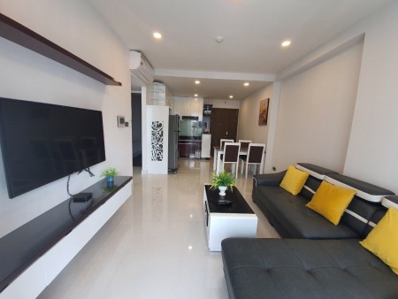 Cần cho thuê căn hộ Sài Gòn Royal 2PN, 2WC, giá 15.5 Triệu bao phí.