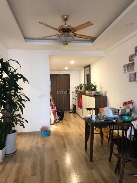 Cho thuê căn hộ chung cư Imperial Plaza 80m2, 2PN, 2WC nhà mới sạch đẹp có nội thất