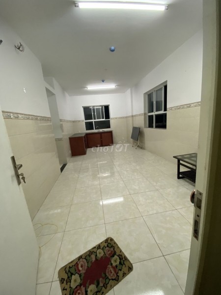 Cho thuê căn hộ chung cư Chương Dương Home 2pn, 2wc giá thuê 7 triệu/tháng