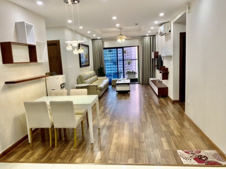 Cho thuê căn hộ chung cư Goldmark City, 3PN, đủ nội thất, view nội khu