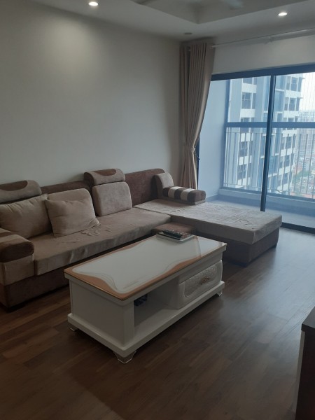 Cho thuê căn hộ 88m2, 2PN, tầng 20 tòa Ruby 2 Goldmark City 10 triệu/tháng