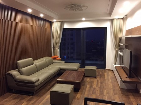 Cần cho thuê gấp căn hộ 4 phòng ngủ Goldmark City full đồ có diện tích 172m2 tầng 20. Giá rẻ nhất