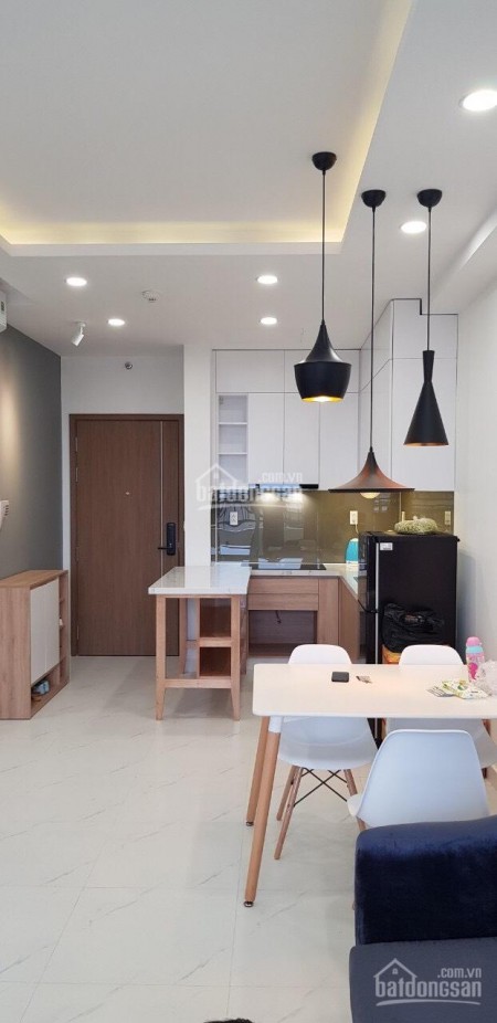 Richstar có căn hộ rộng 65m2, 2 PN, đủ tiện nghi tầng cao, giá 12 triệu/tháng, LHCC