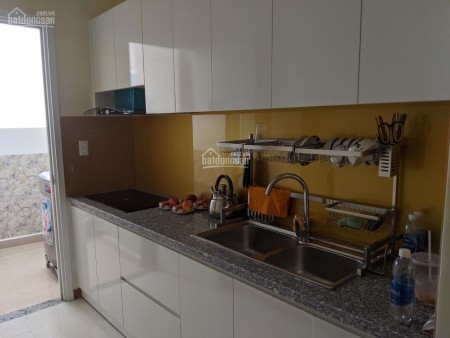 City Gate cần cho thuê căn hộ 92m2, 2 PN, tầng cao, view thoáng, có sẵn nội thất, giá 8 triệu/tháng