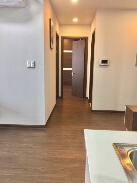 Cho thuê ngay căn hộ The Prince Residence, 2PN, 2WC, Nội Thất Cao Cấp, View Bancol nhìn ra bờ kè