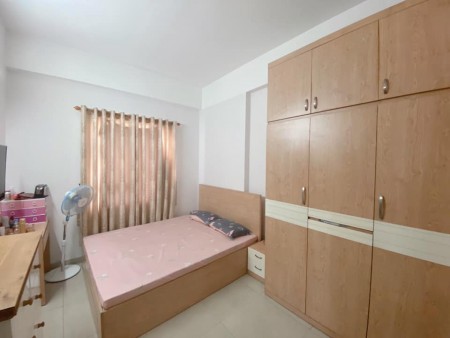 Cho thuê căn hộ chung cư Lan Phương, - đường Hồ Văn Tư, cách chợ Thủ Đức 3 phút đi bộ.