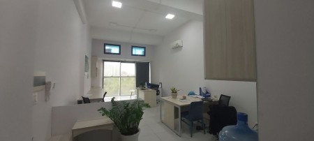 Cho thuê căn Officetel chung cư The Sun Avenua Quận 2, 43m2, giá thuê 8tr5/tháng