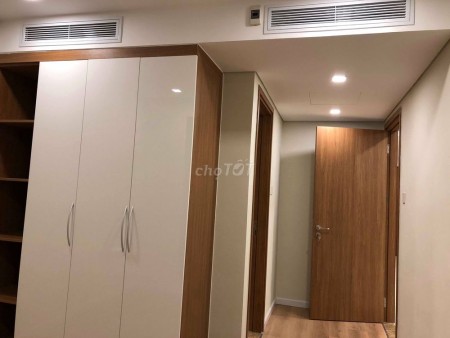 Mình cần cho thuê gấp CHCC Rivera Park Quận 10. Diện tích: 88 m2, 2 pn,2wc, nội thất cơ bản, lầu cao