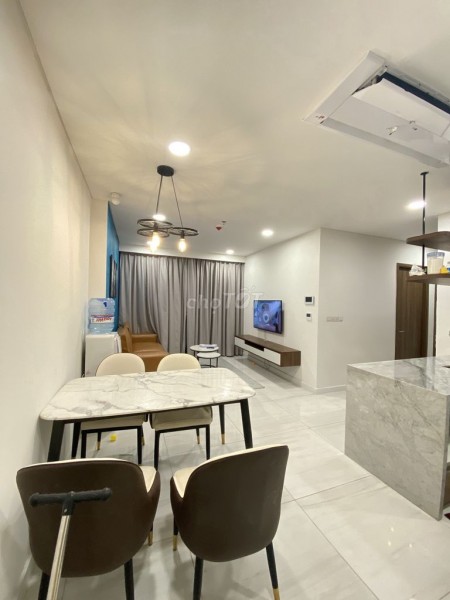Cho thuê căn hộ cao cấp sang trọng diện tích 78m2, 2pn, 2wc, full nội thất sang trọng