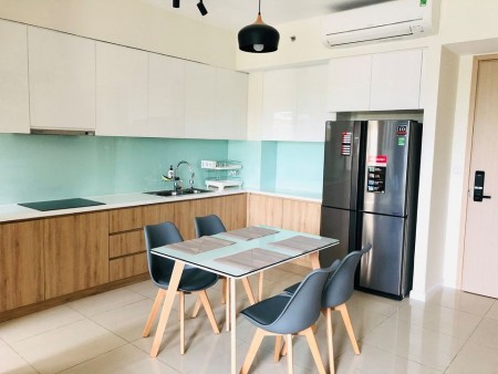Cho thuê căn hộ 2PN, 2WC tầng trung view nội khu siêu đẹp tại chung cư Palm Heights