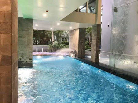 Cho thuê Chung cư Krisvue ,nhà trống 1phòng ngủ lót sàn gỗ. máy lạnh rèm. 0918860304