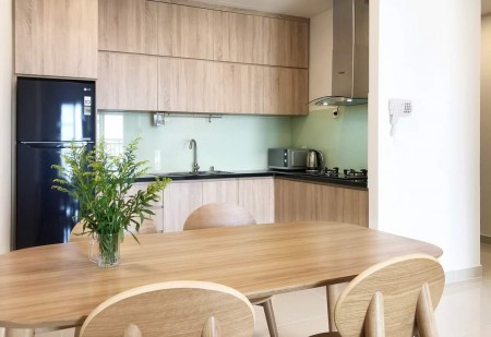 Cho thuê căn hộ 2PN Golden Mansion 119 Phổ Quang DT 69m2, giá tốt 15 triệu/tháng full nội thất